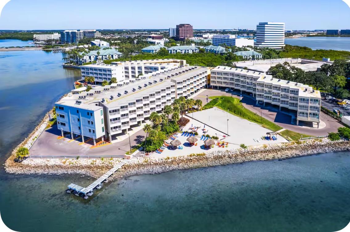 2506 N Rocky Point Dr #209