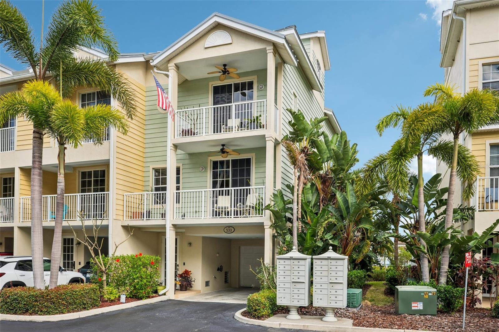533 Bahia Beach Blvd