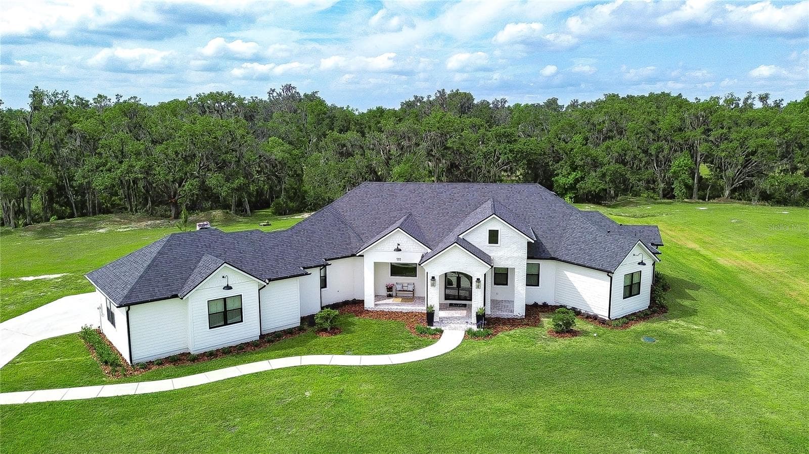 111 Alafia Estates Ln