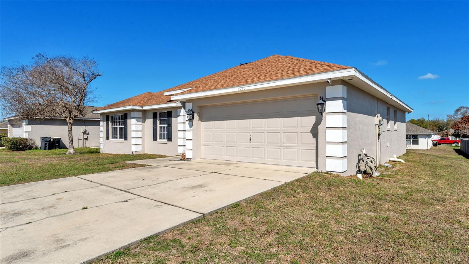 7755 Canterbury Cir