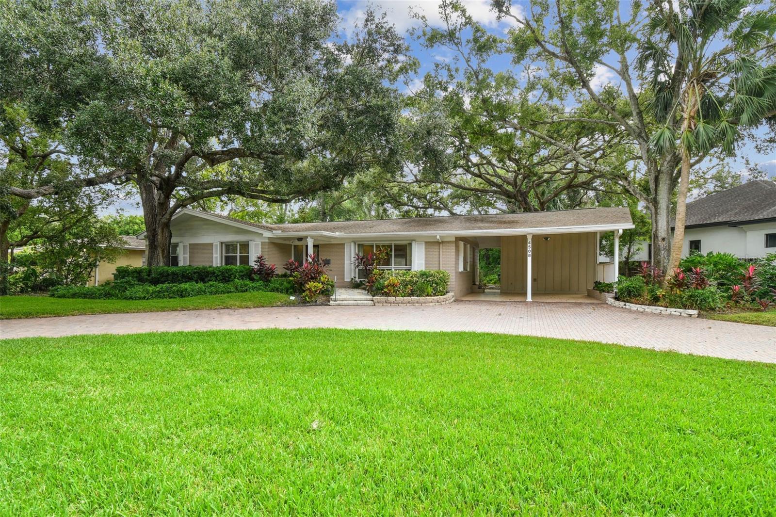4508 Henderson Blvd