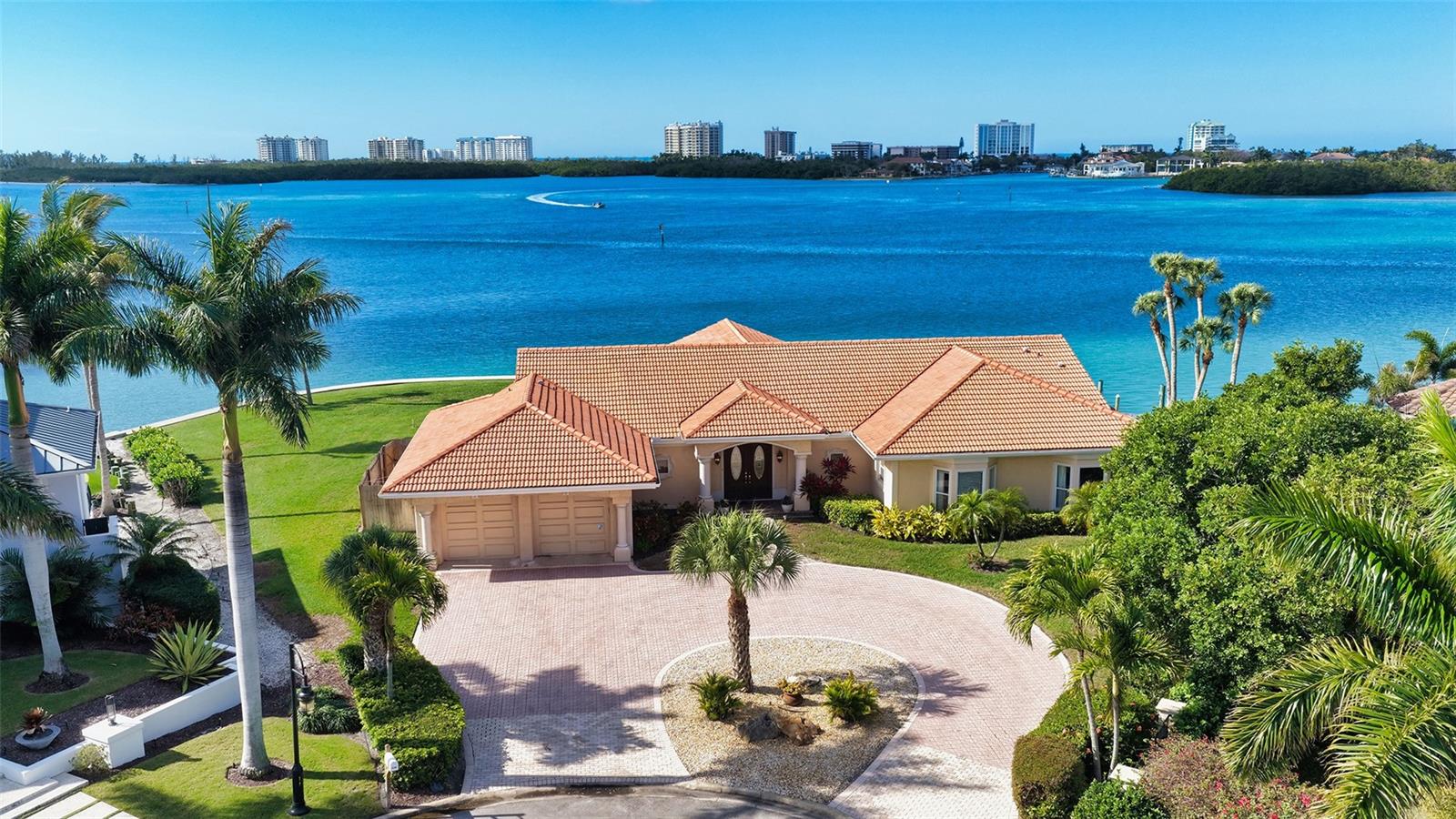 376 West Royal Flamingo Dr