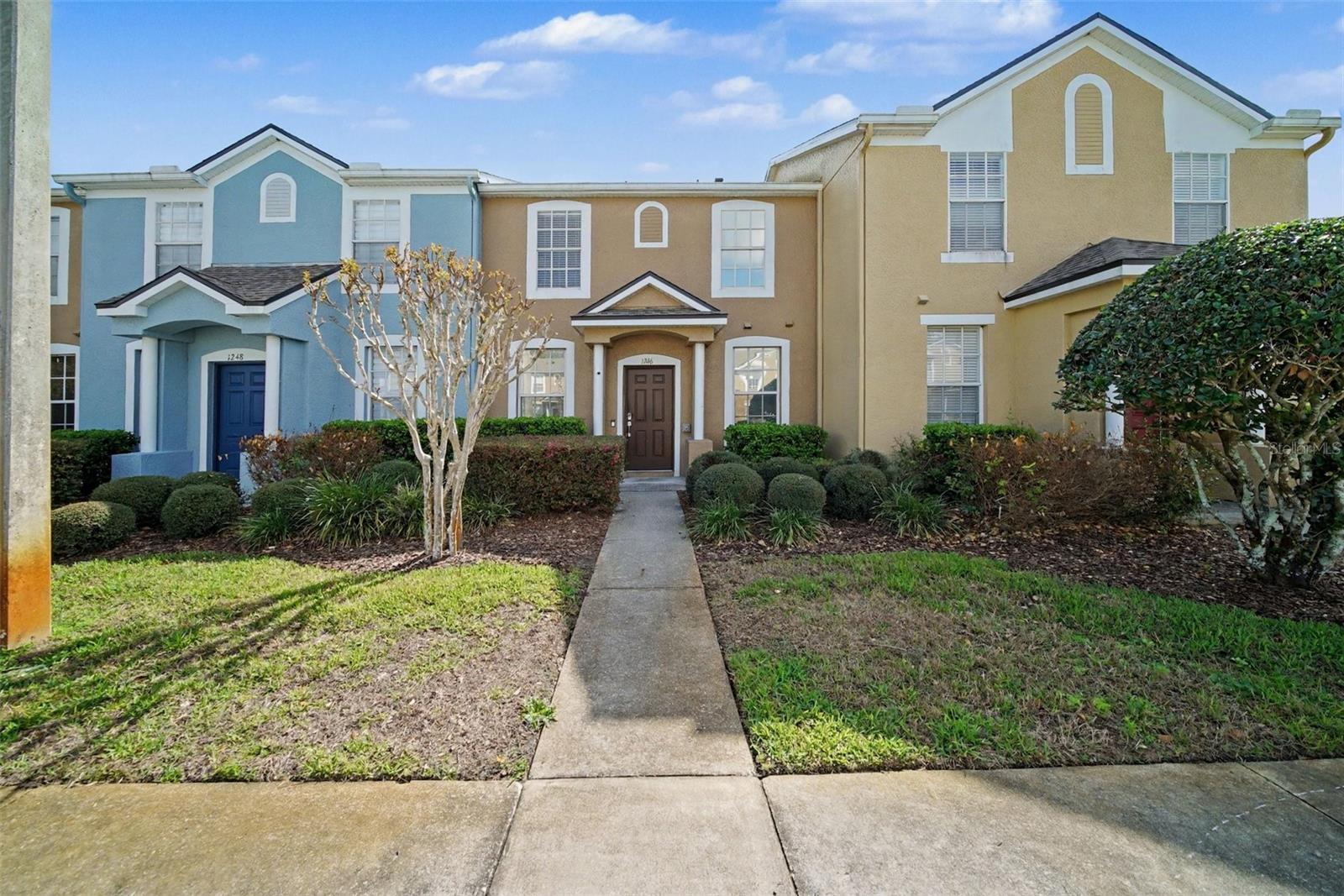 1246 Charlesworth Dr