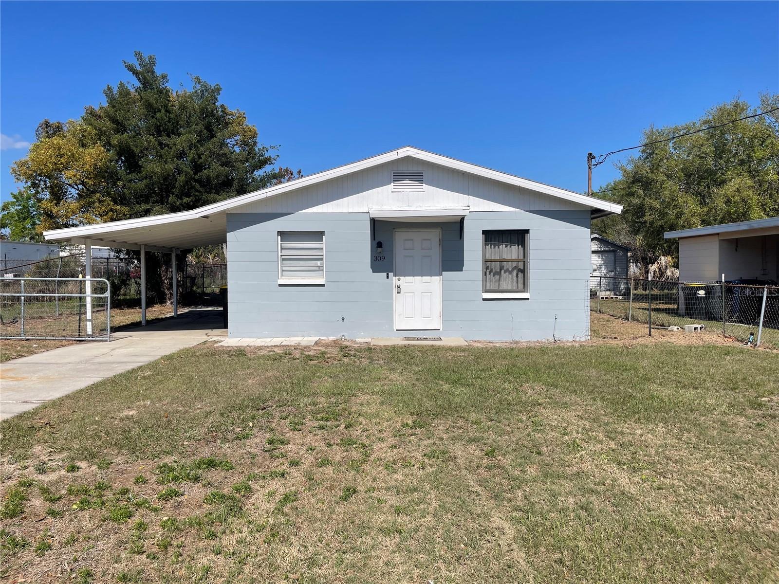 309 Center St