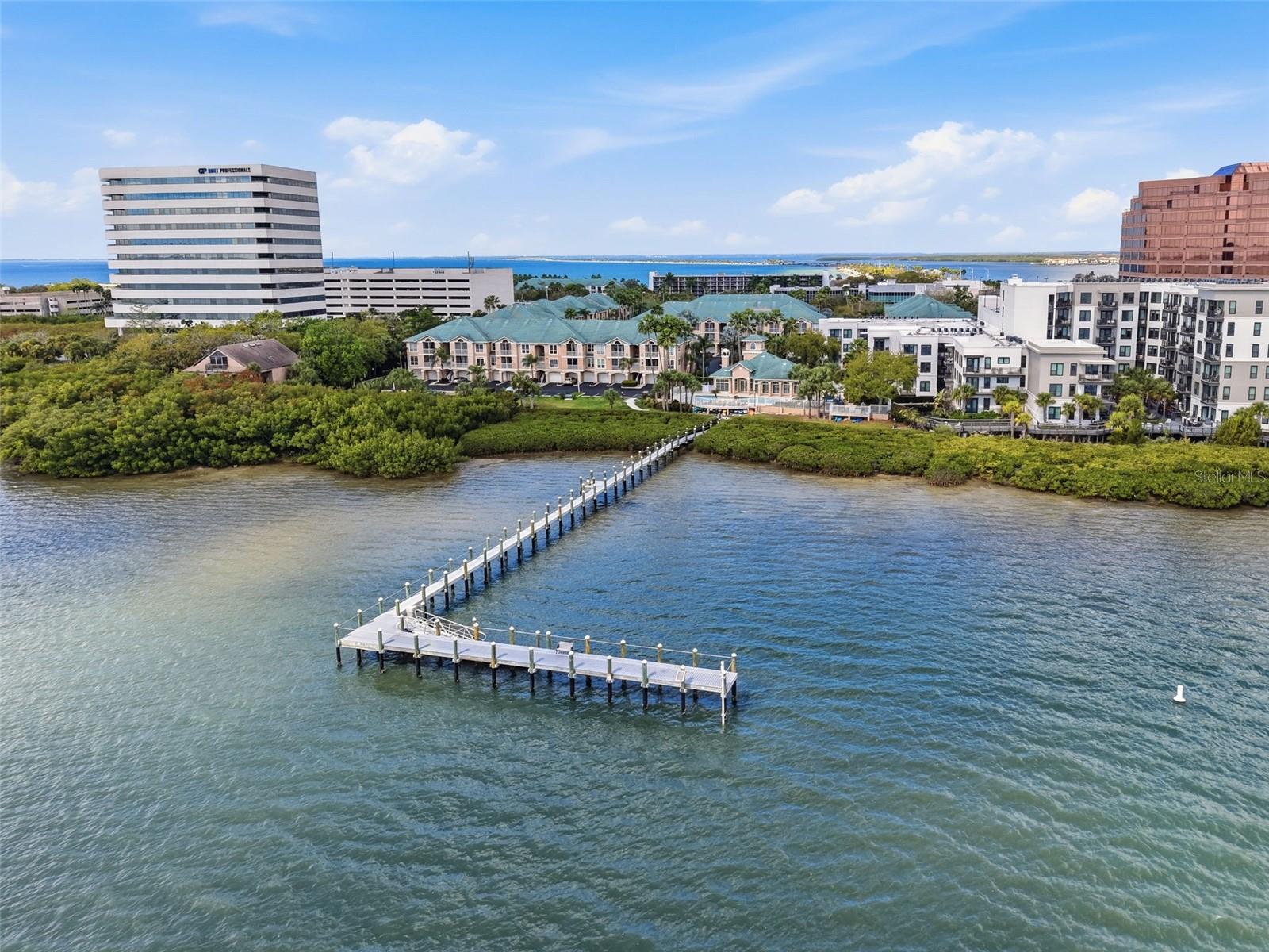 1203 Bay Club Cir #1203