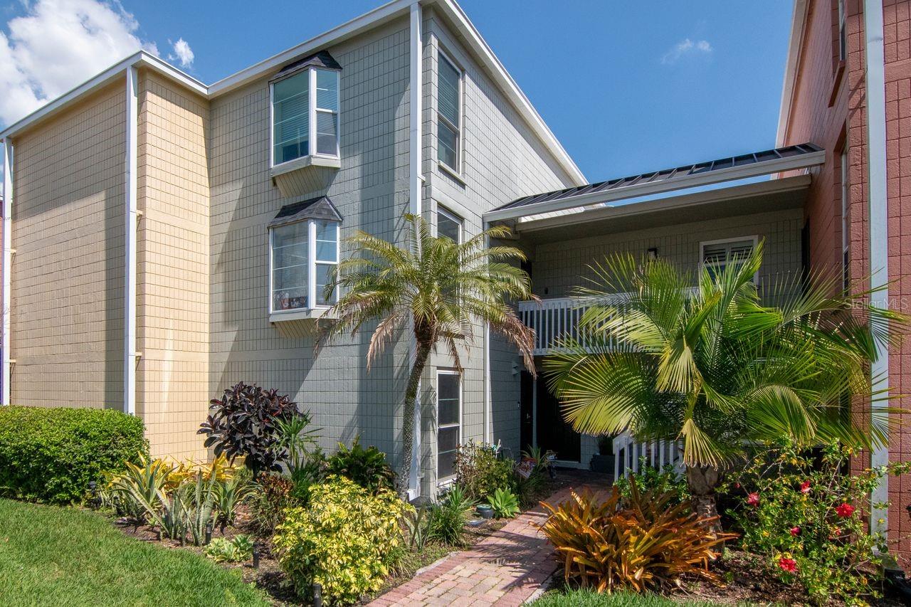 2424 W Tampa Bay Blvd #C105