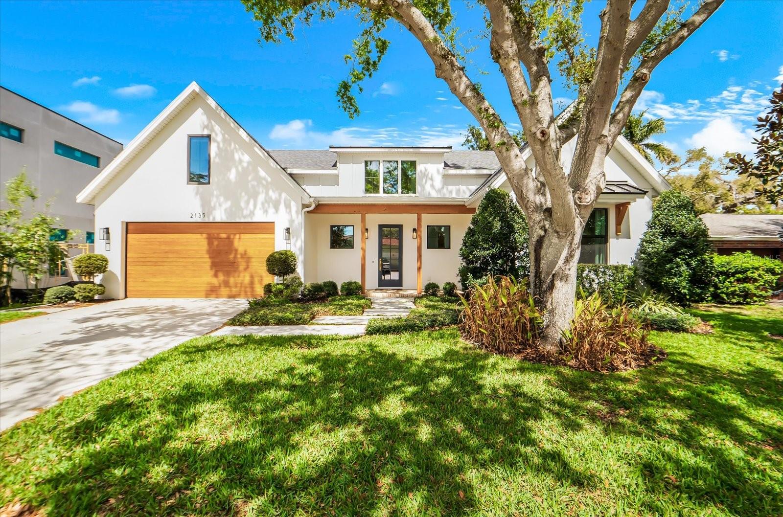 2135 Datura St