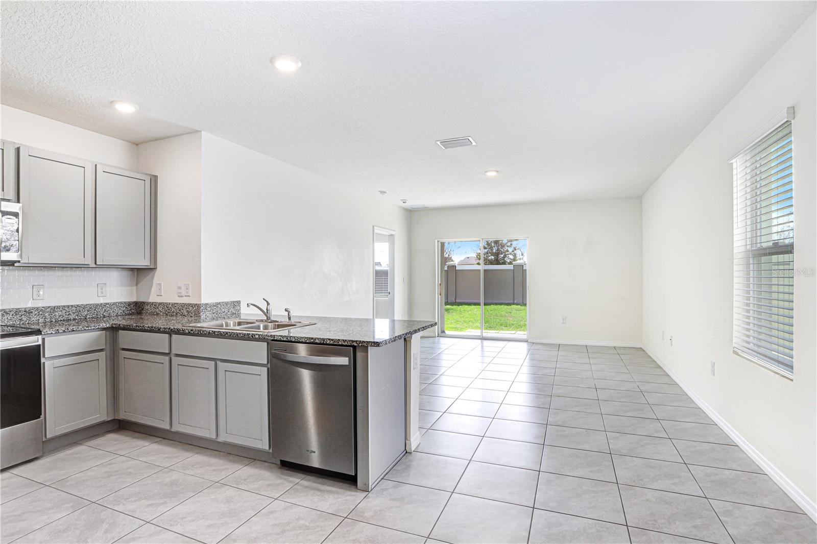 31210 Penny Surf Loop