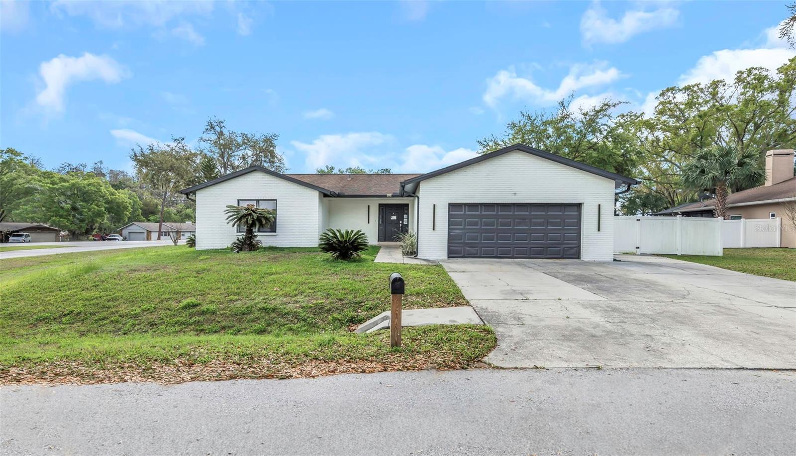 4030 Fieldgreen Pl