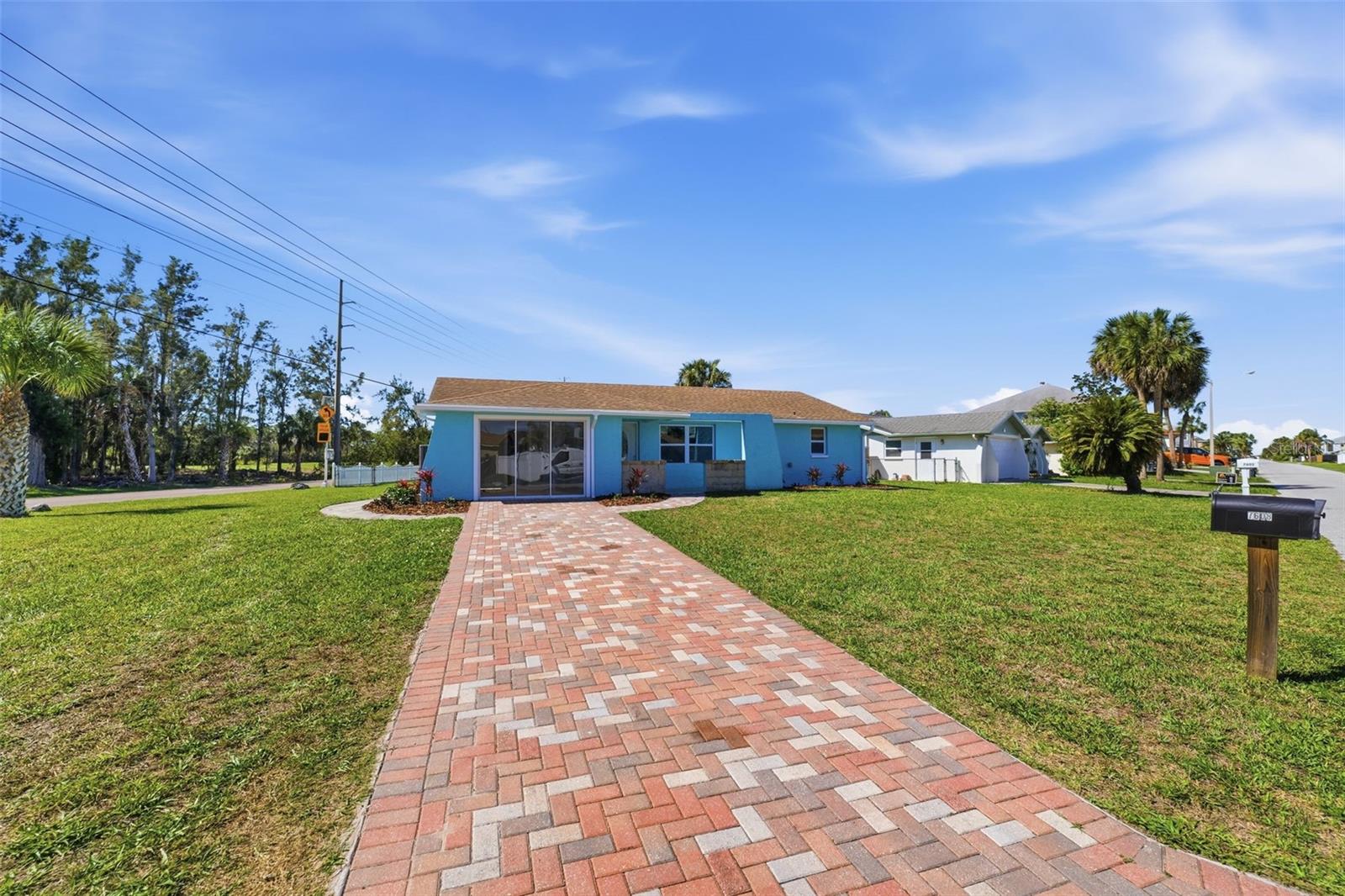 7608 Yachtsman Dr
