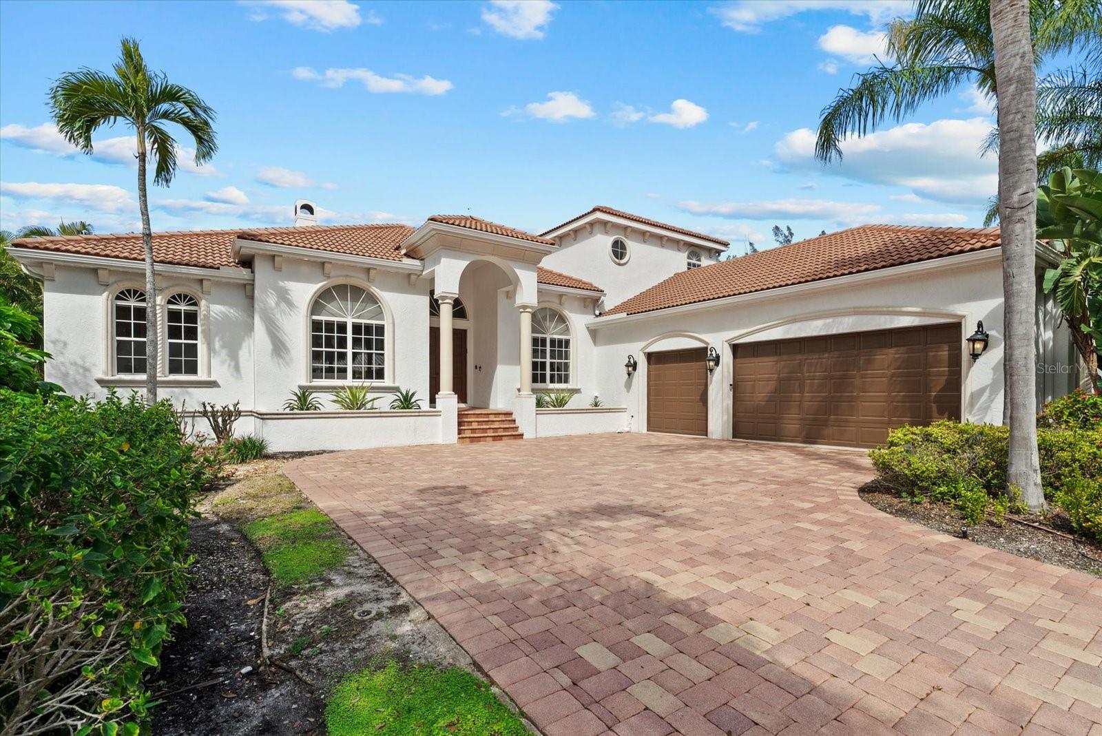 3508 LA Paloma Ave