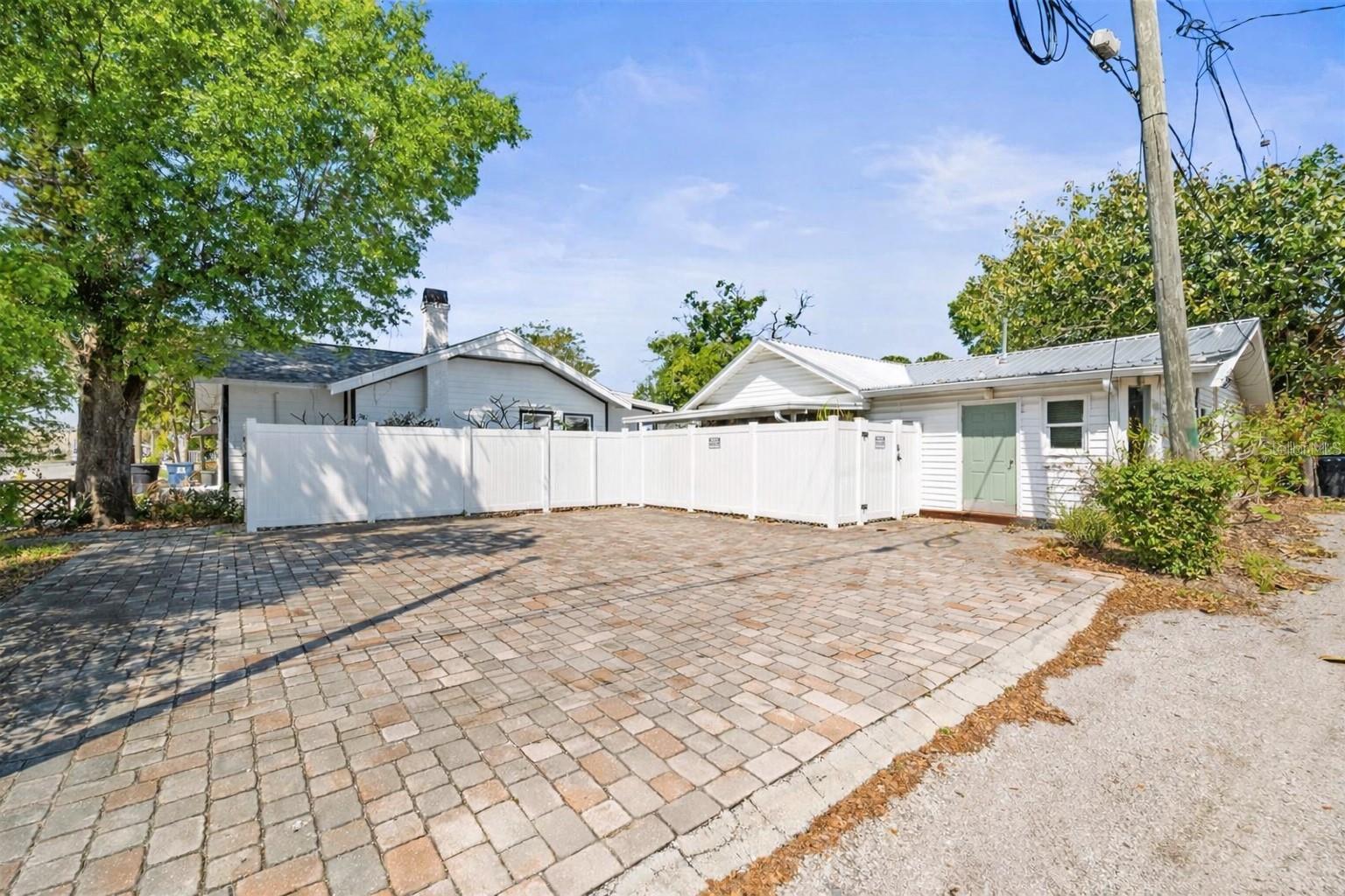 1619 7th Ave N