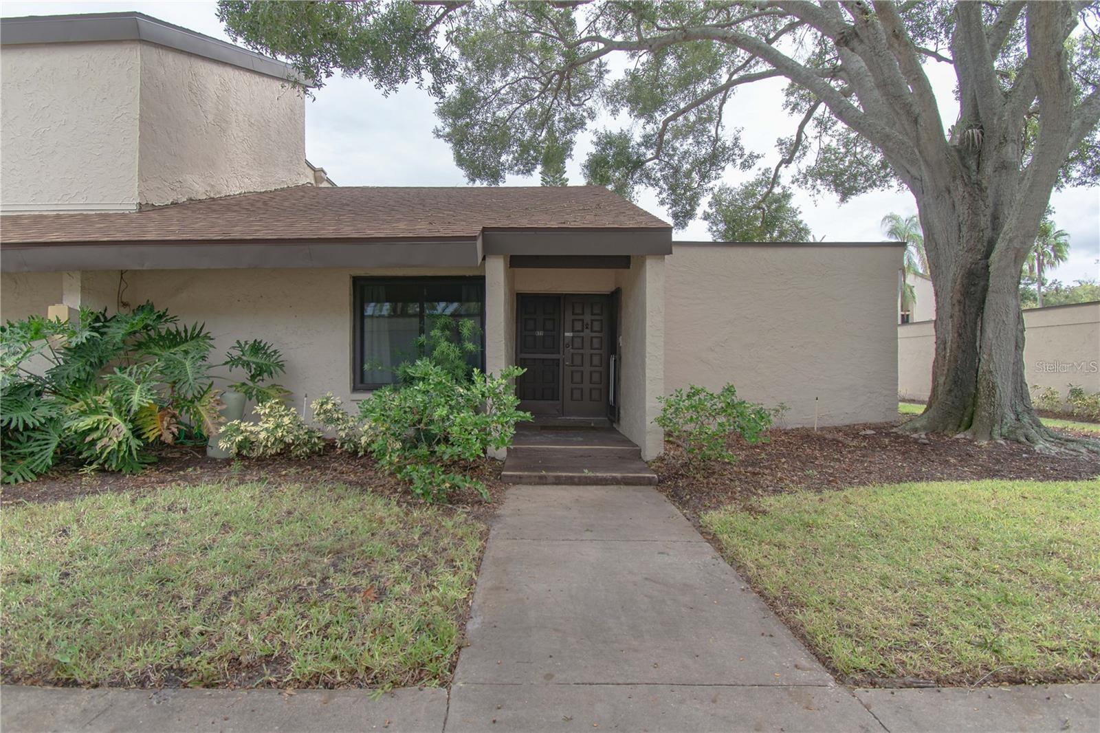 2207 Belleair Rd #B22