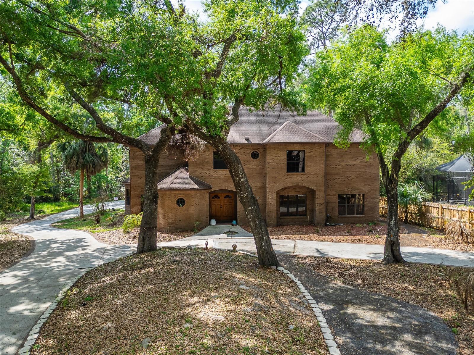 902 River Rapids Ave