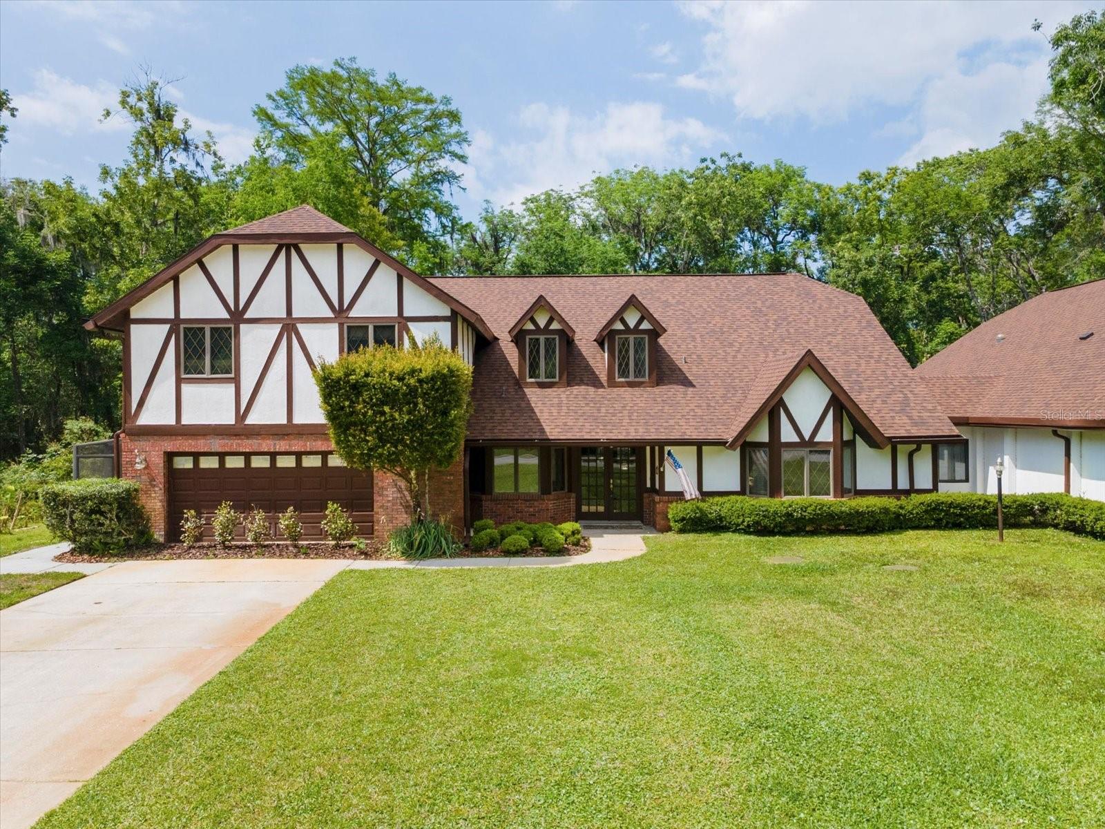 10721 Skyhawk Dr