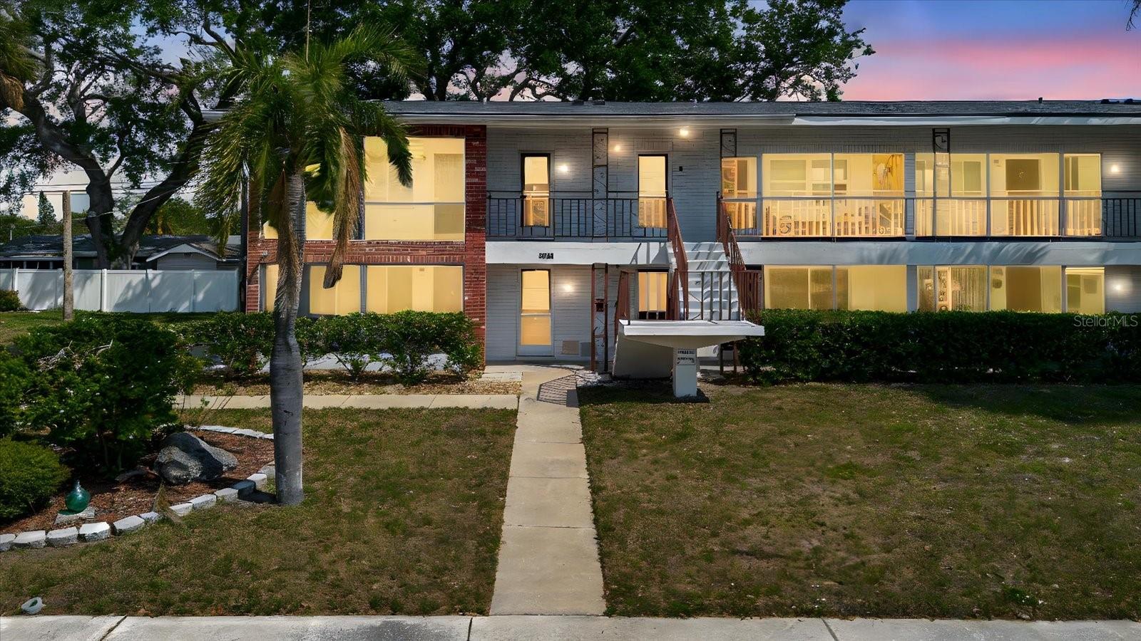 2348 Shelley St #2