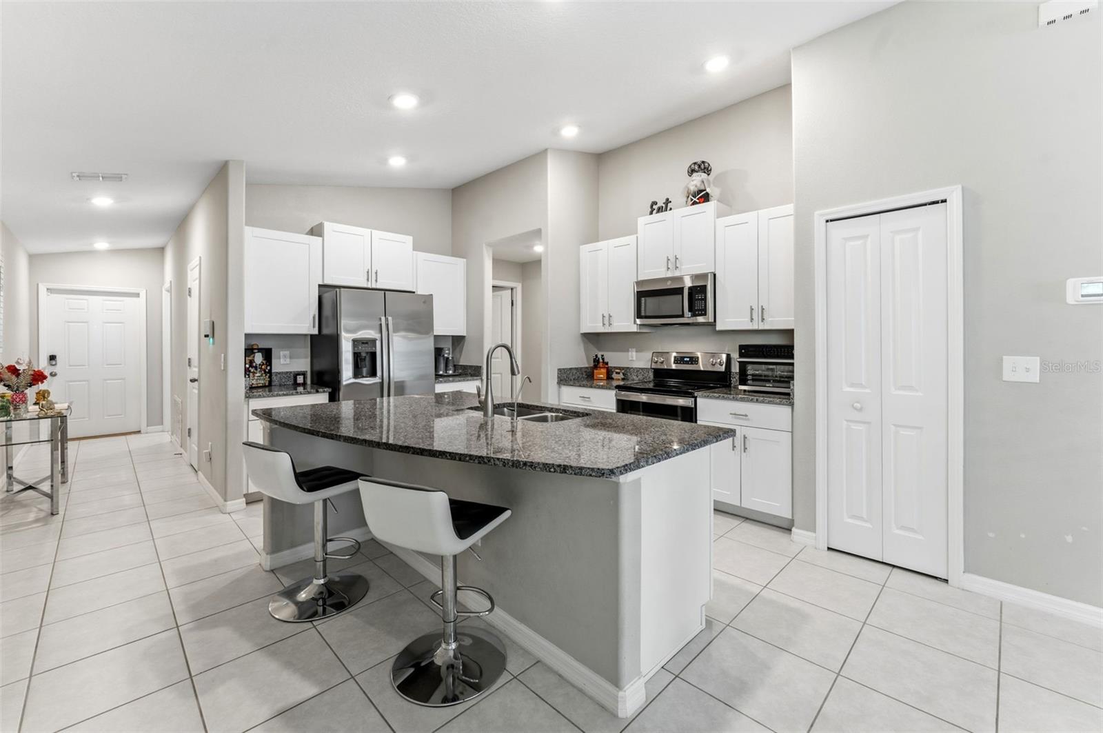 343 Argyll Dr