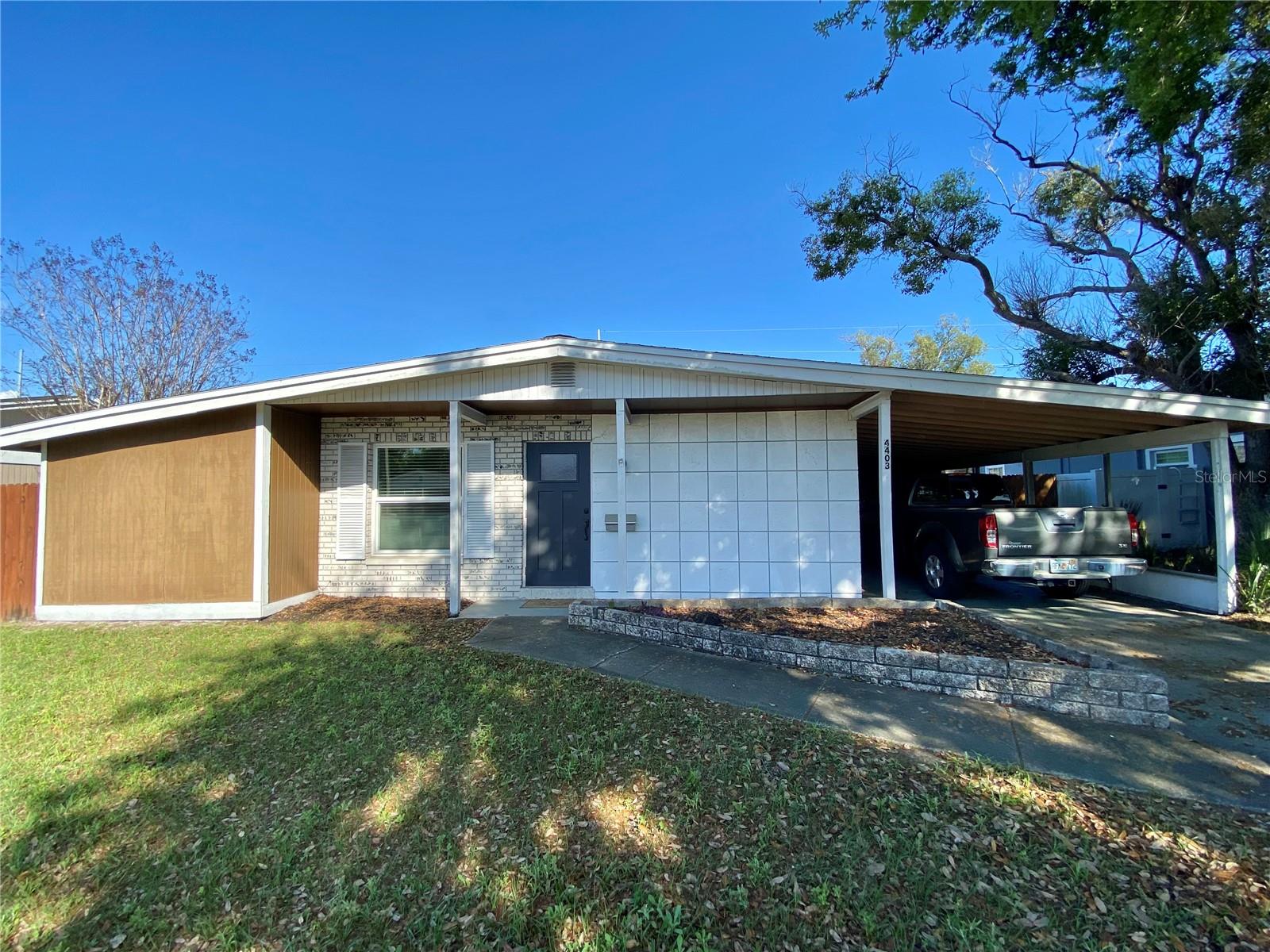 4403 Gandy Cir