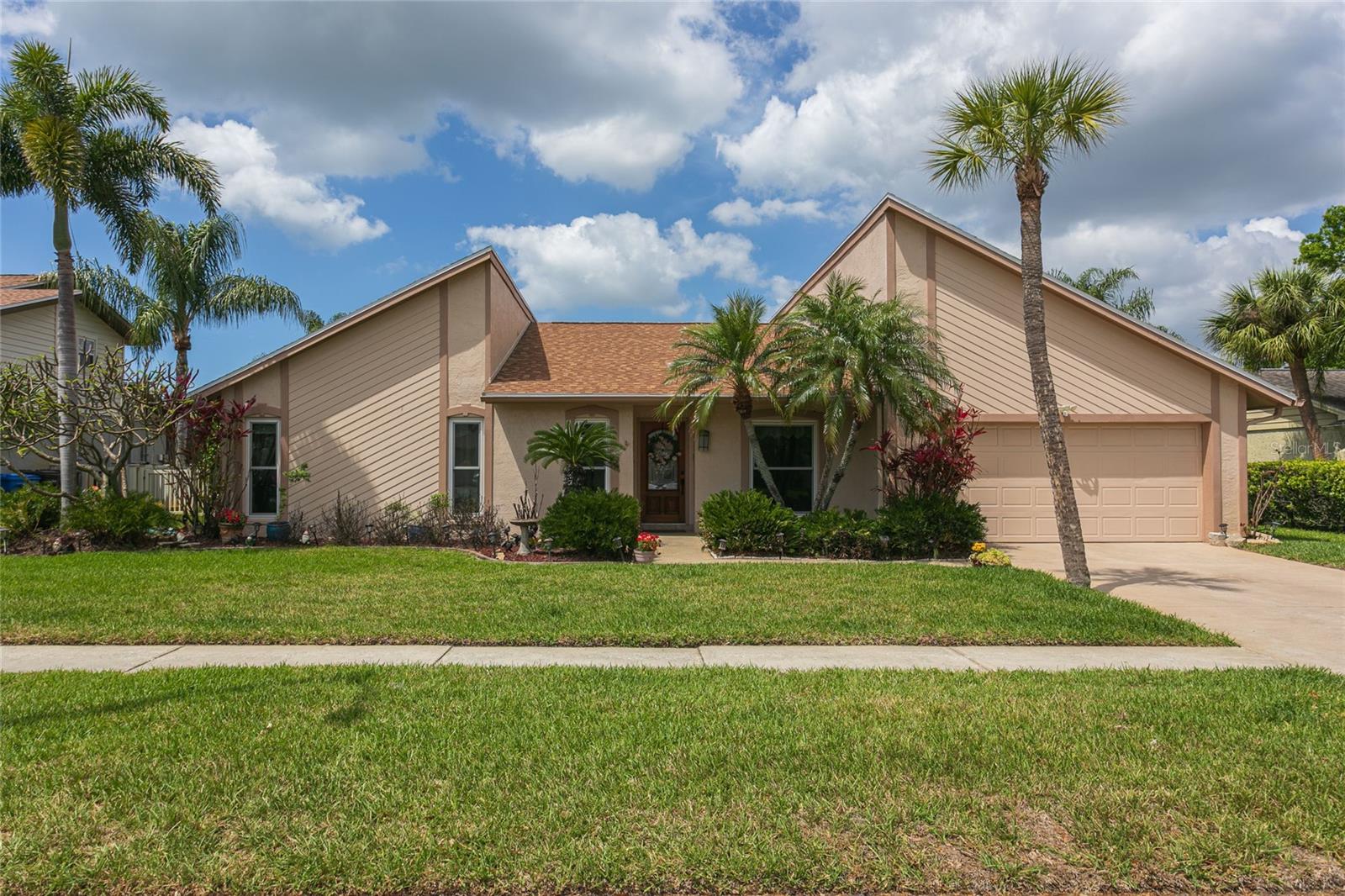 6104 Schooner Way