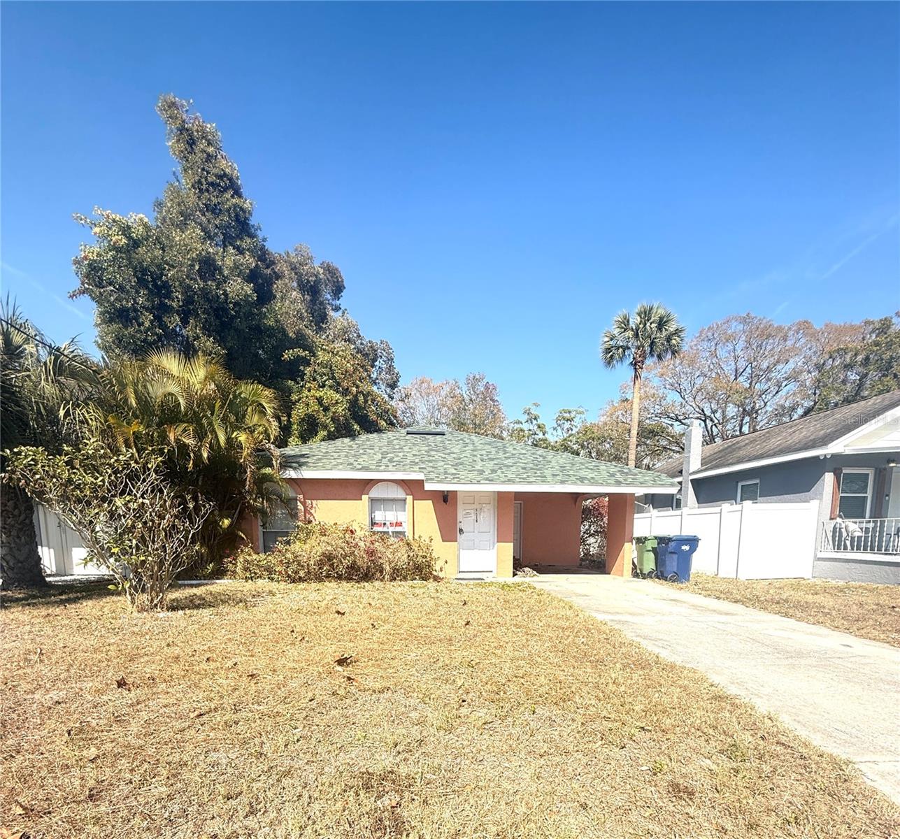 2913 W Kathleen St