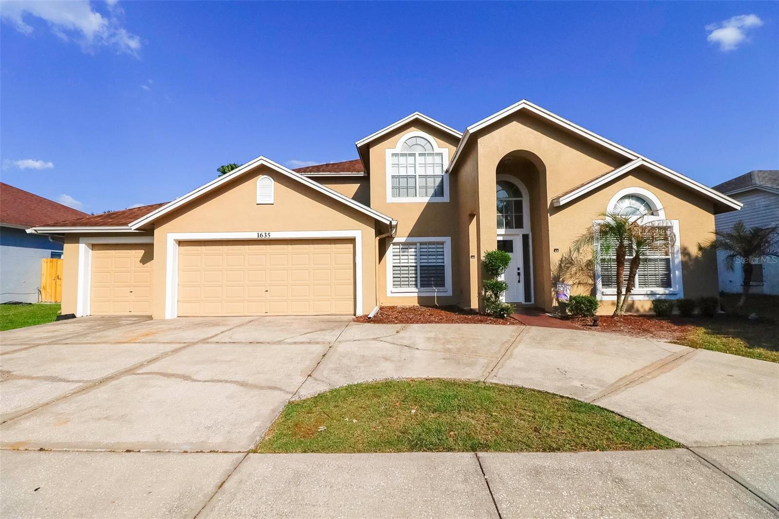 1635 Ledgestone Dr
