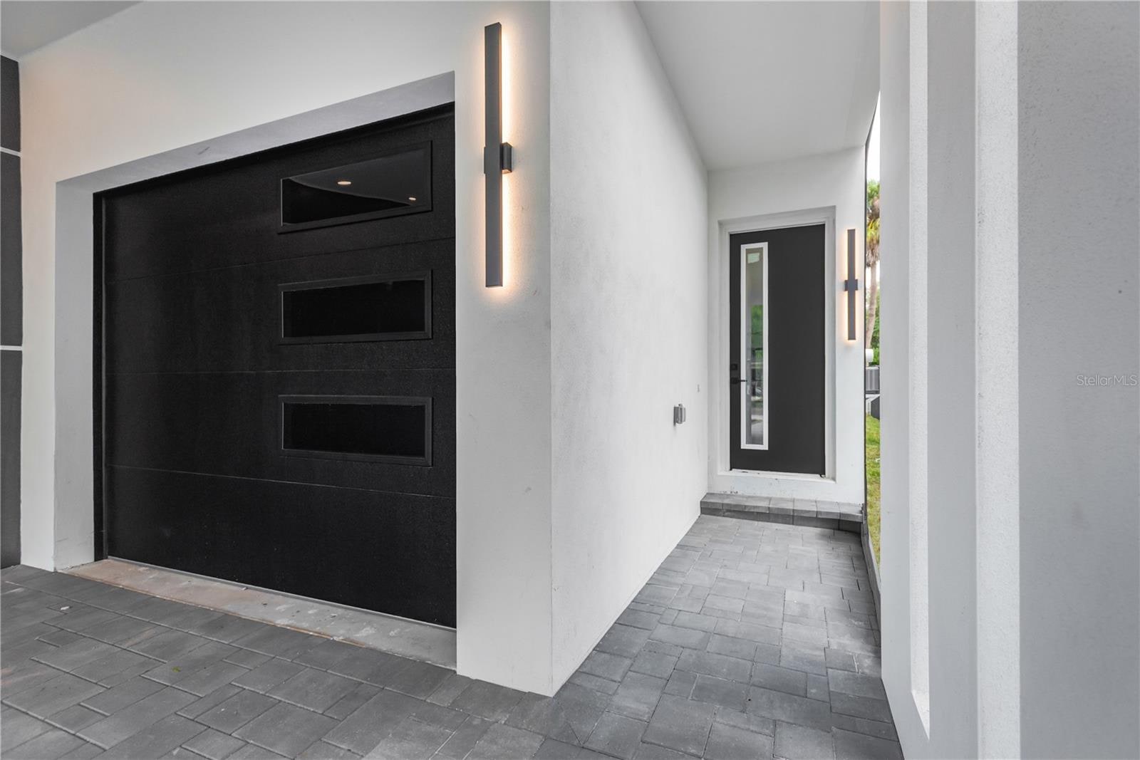 6021 Interbay #1
