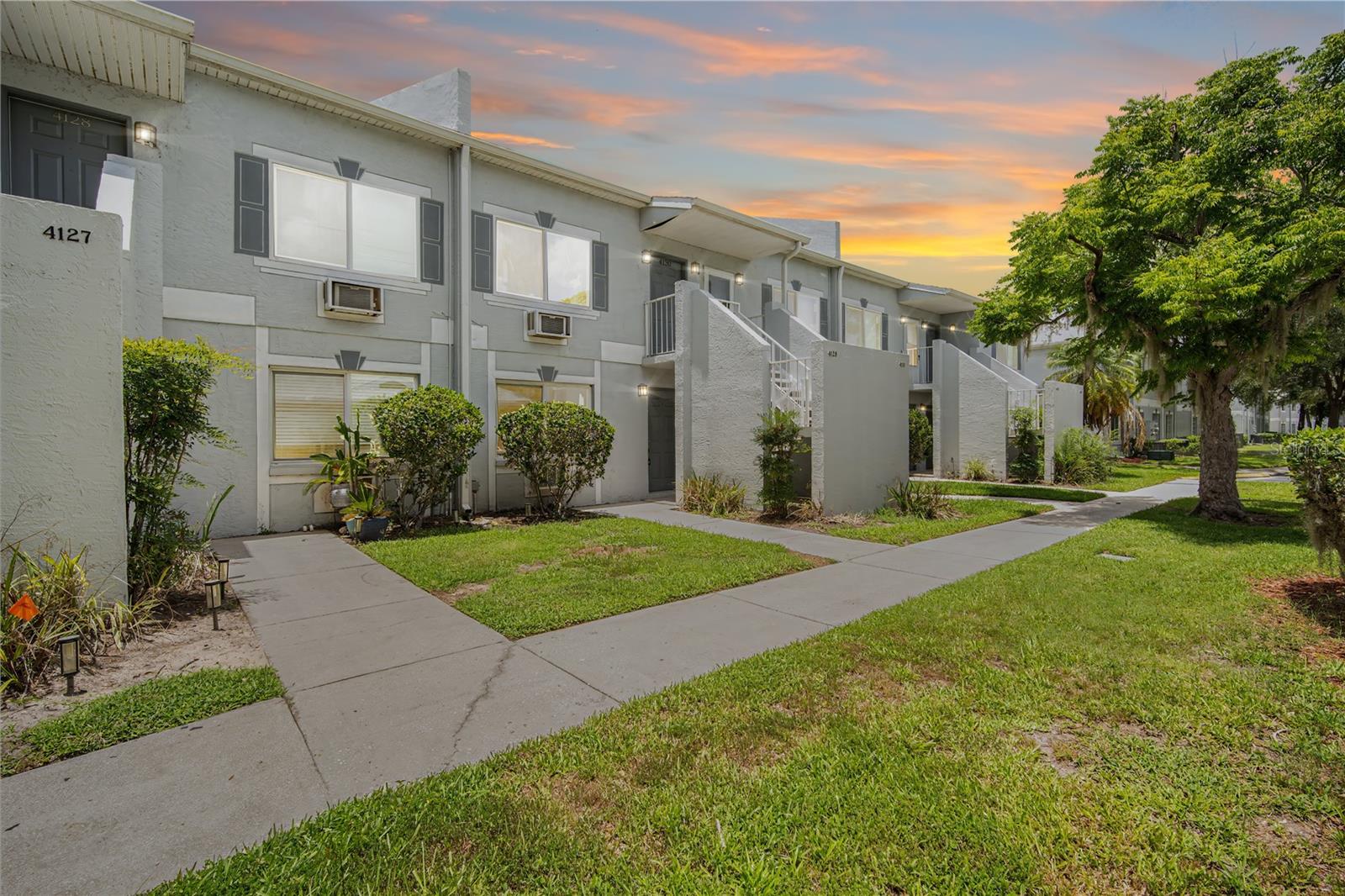 4130 Dolphin Dr #203