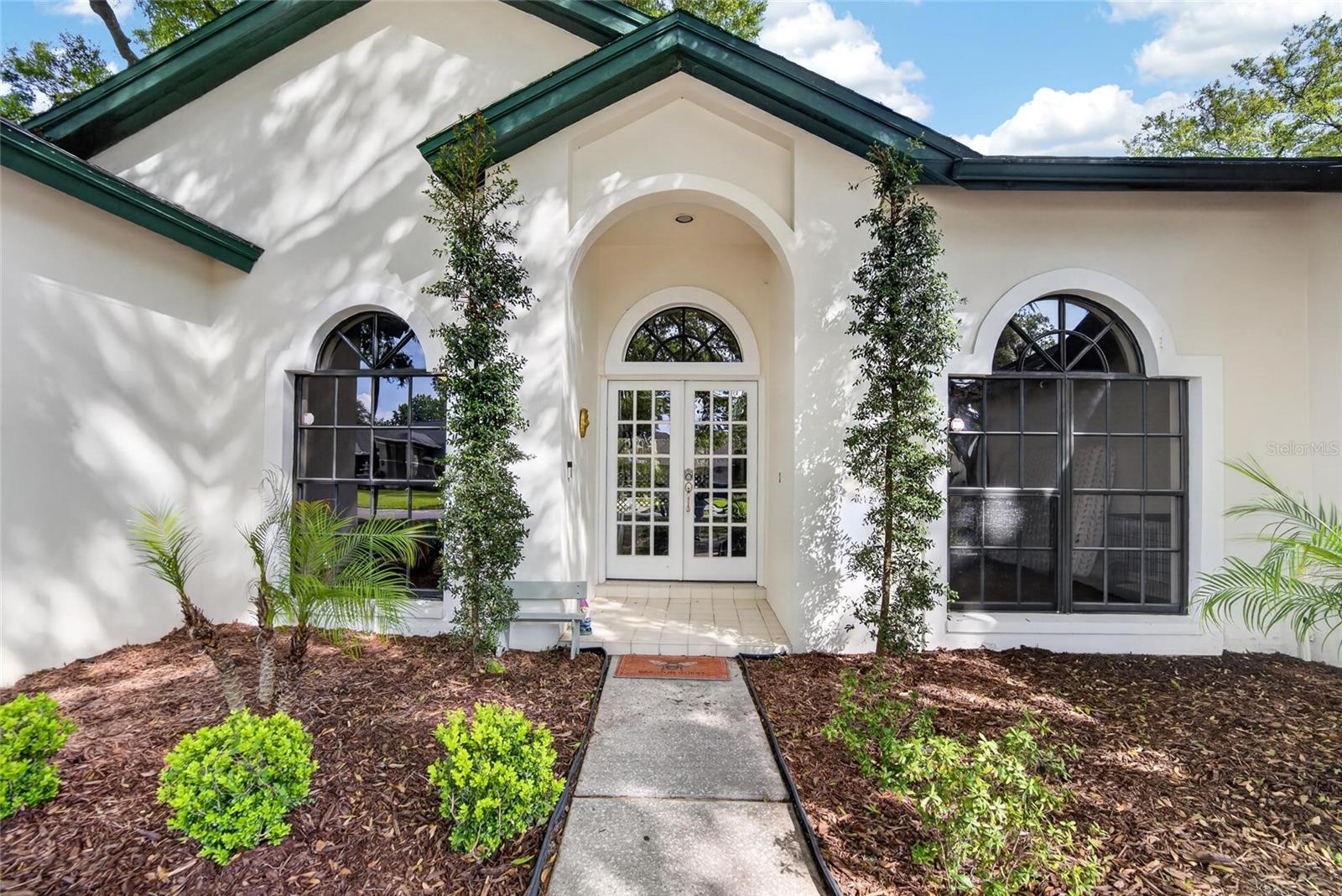 2904 Pine Club Dr