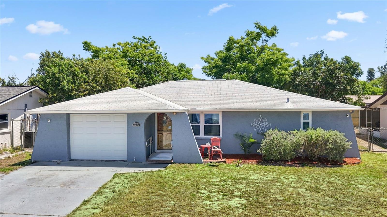 8840 Carmen Ln