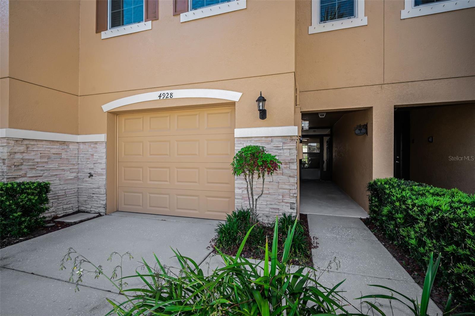 4928 Hammerhead Dr
