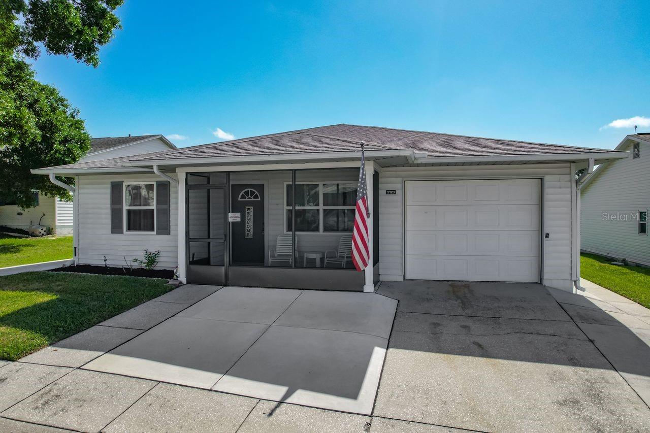 3123 Prairie Dunes Cir W