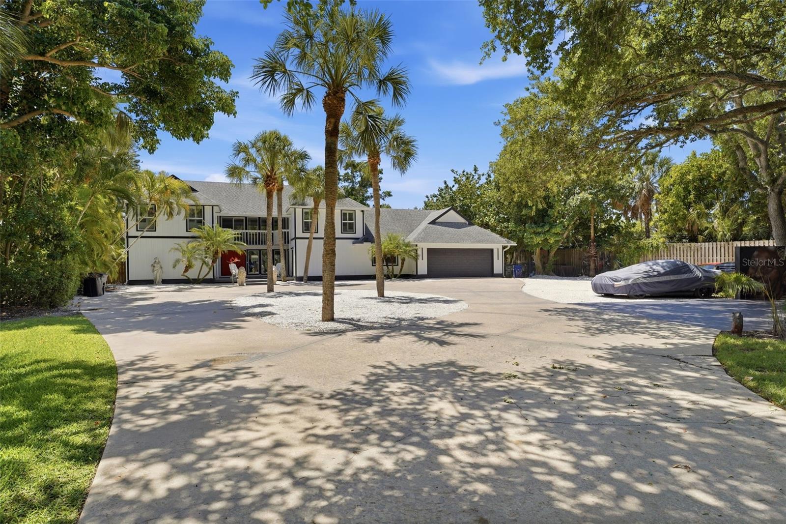 765 Siesta Key Cir