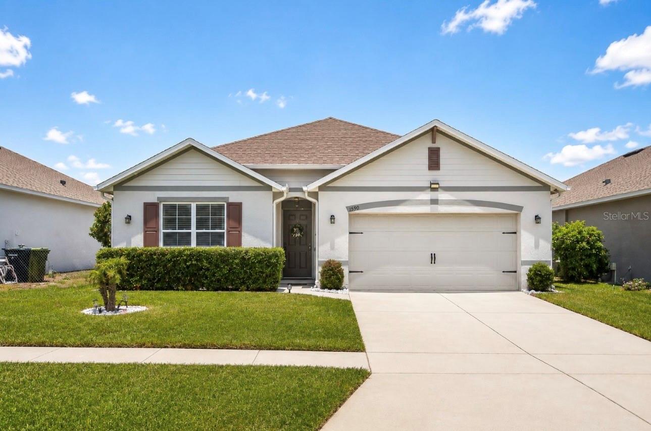 3155 Country Club Cir