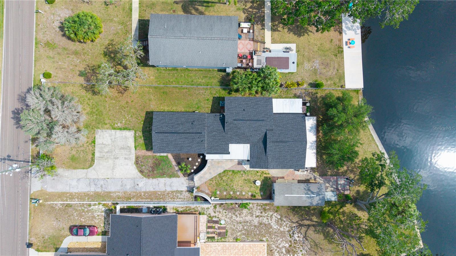 5822 River Rd