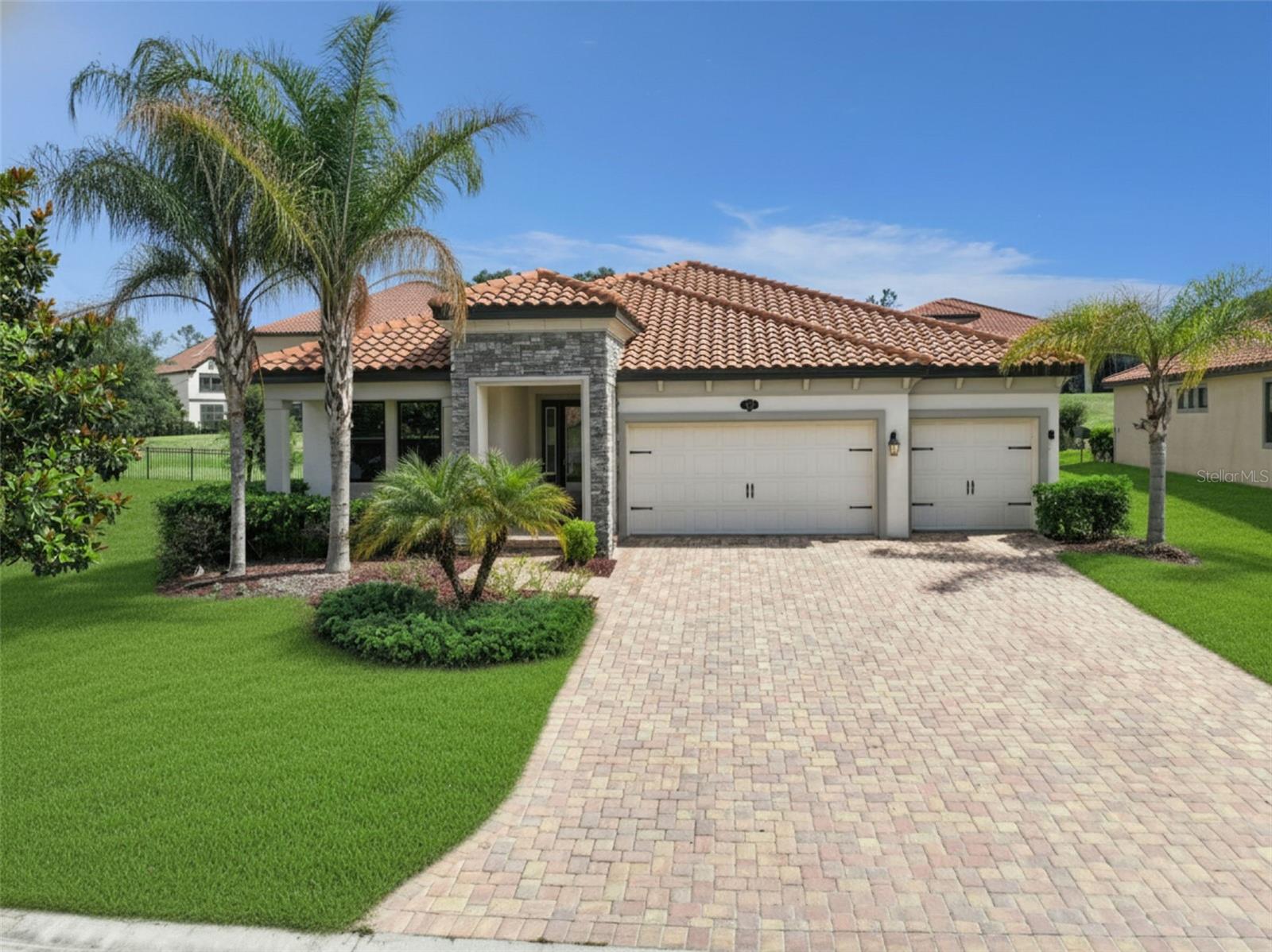 1734 Via Lago Dr