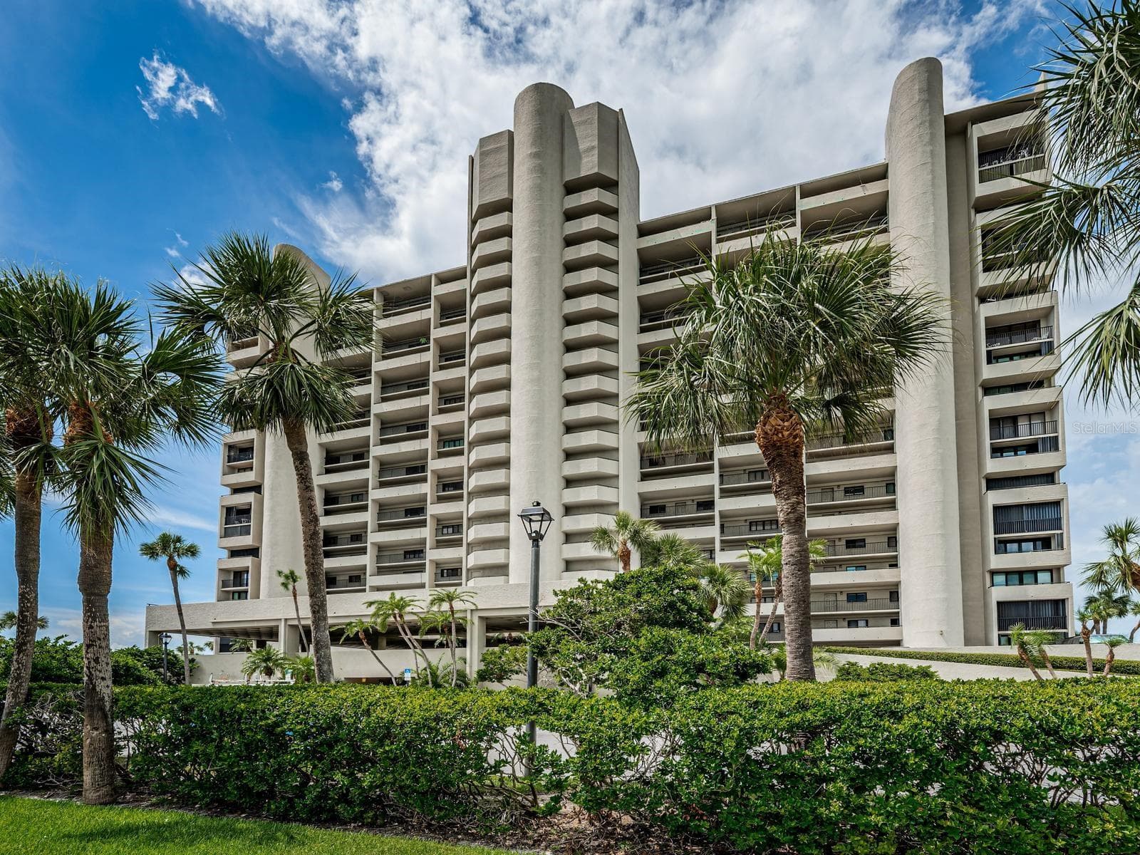 1290 Gulf Blvd #2003