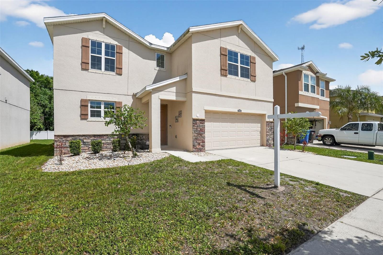 11406 Warren Oaks Pl