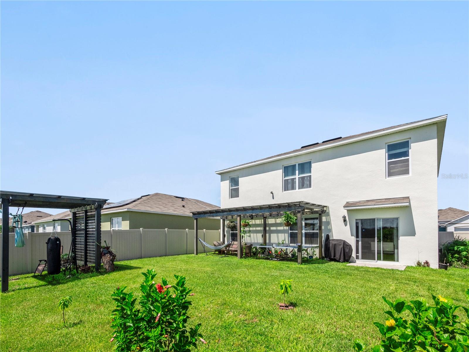 270 Meadowbrook Blvd