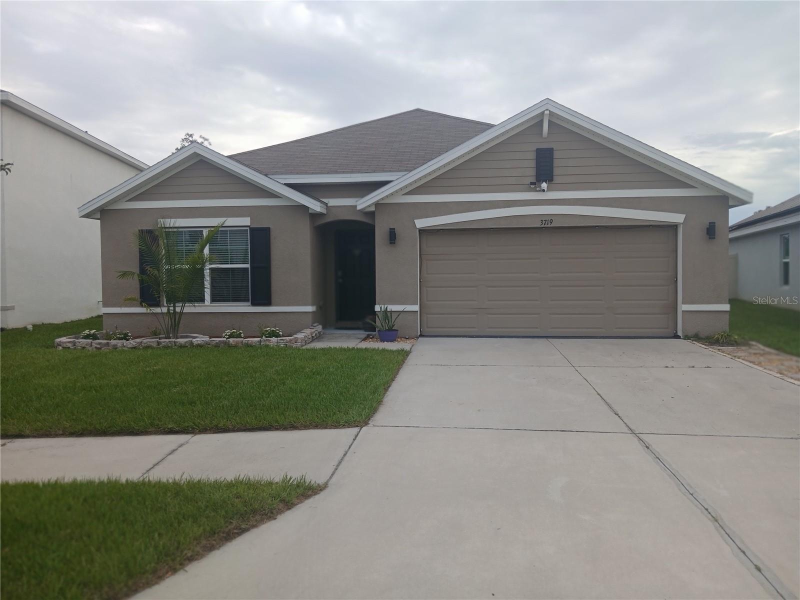 3719 Capri Coast Dr