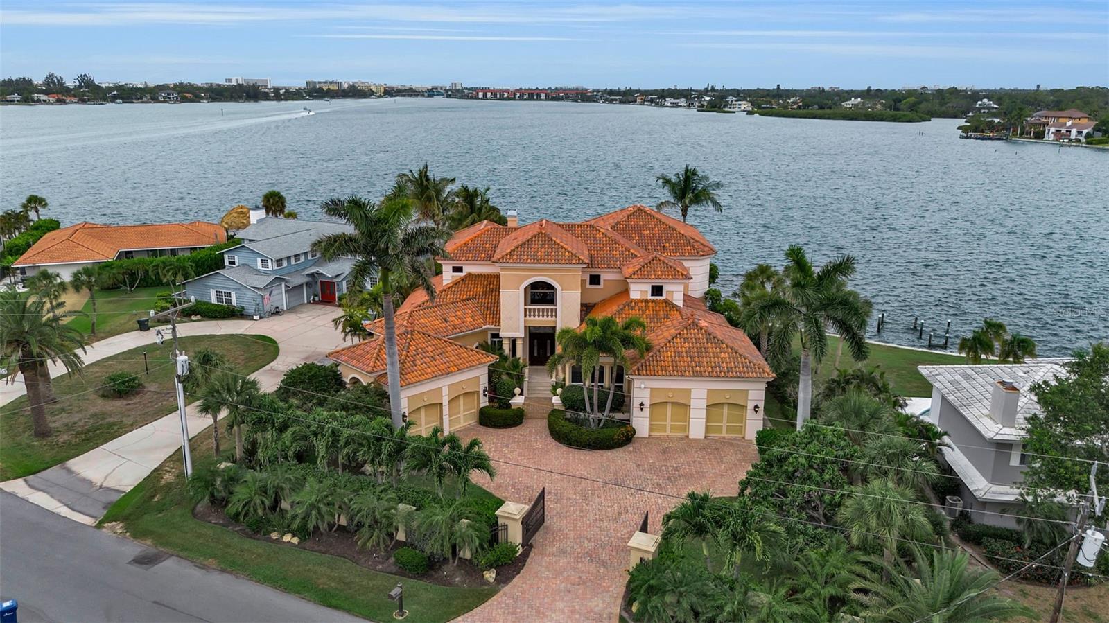 1541 Caribbean Dr