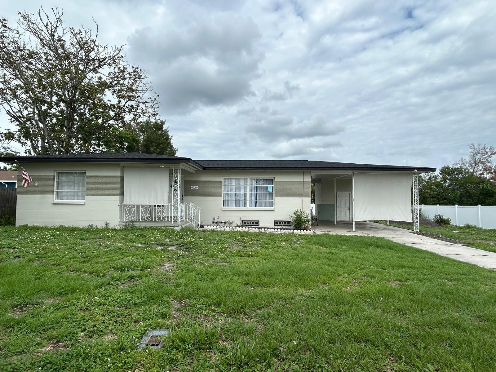 9229 Overlook Dr