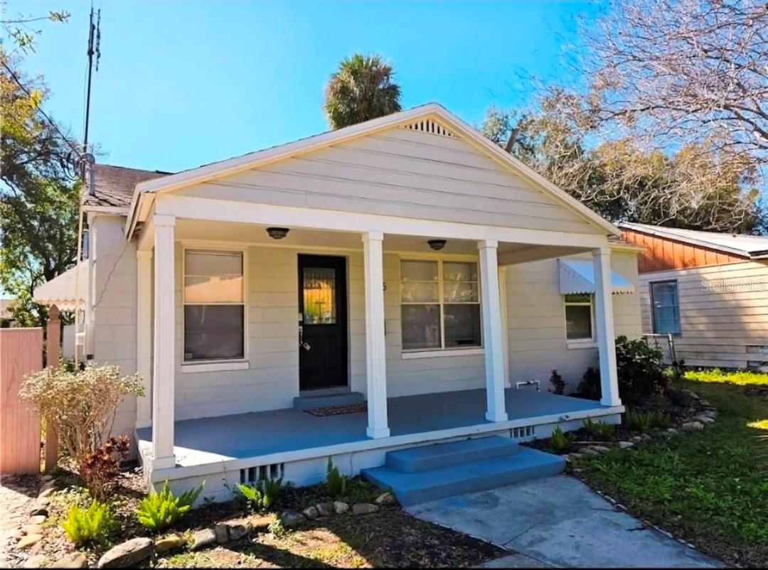 2015 Oakwood Ave