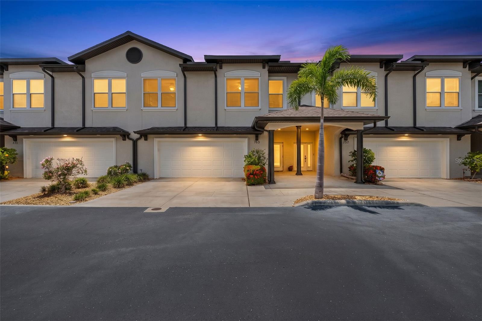 763 Date Palm Ln