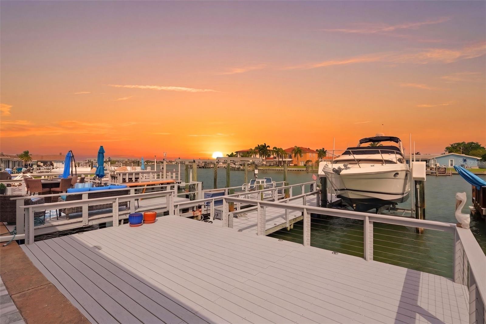 573 Boca Ciega Point Blvd N