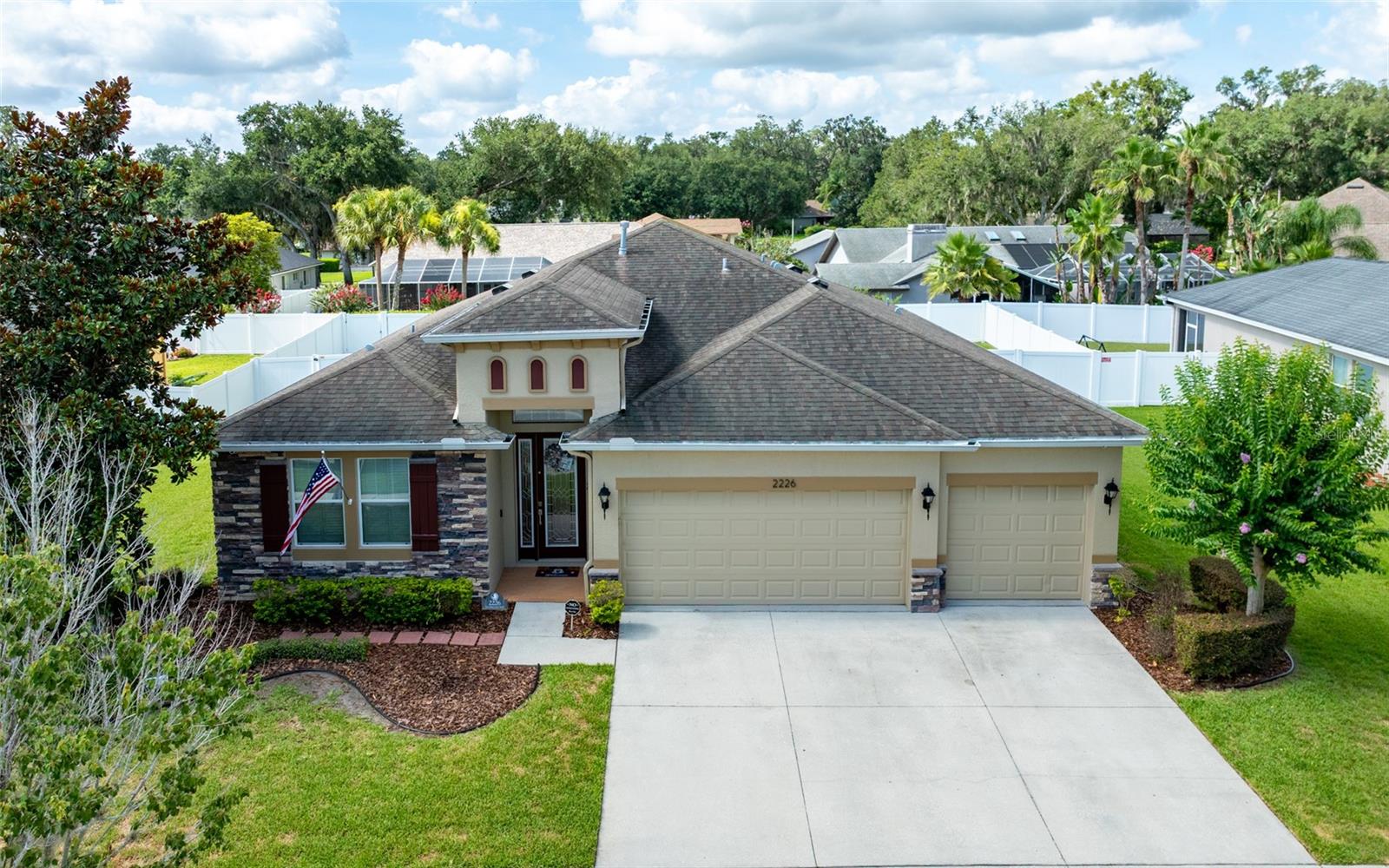 2226 Valterra Vista Way