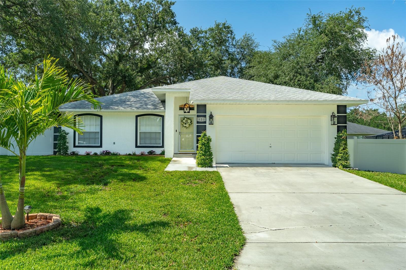930 Hicks Rd