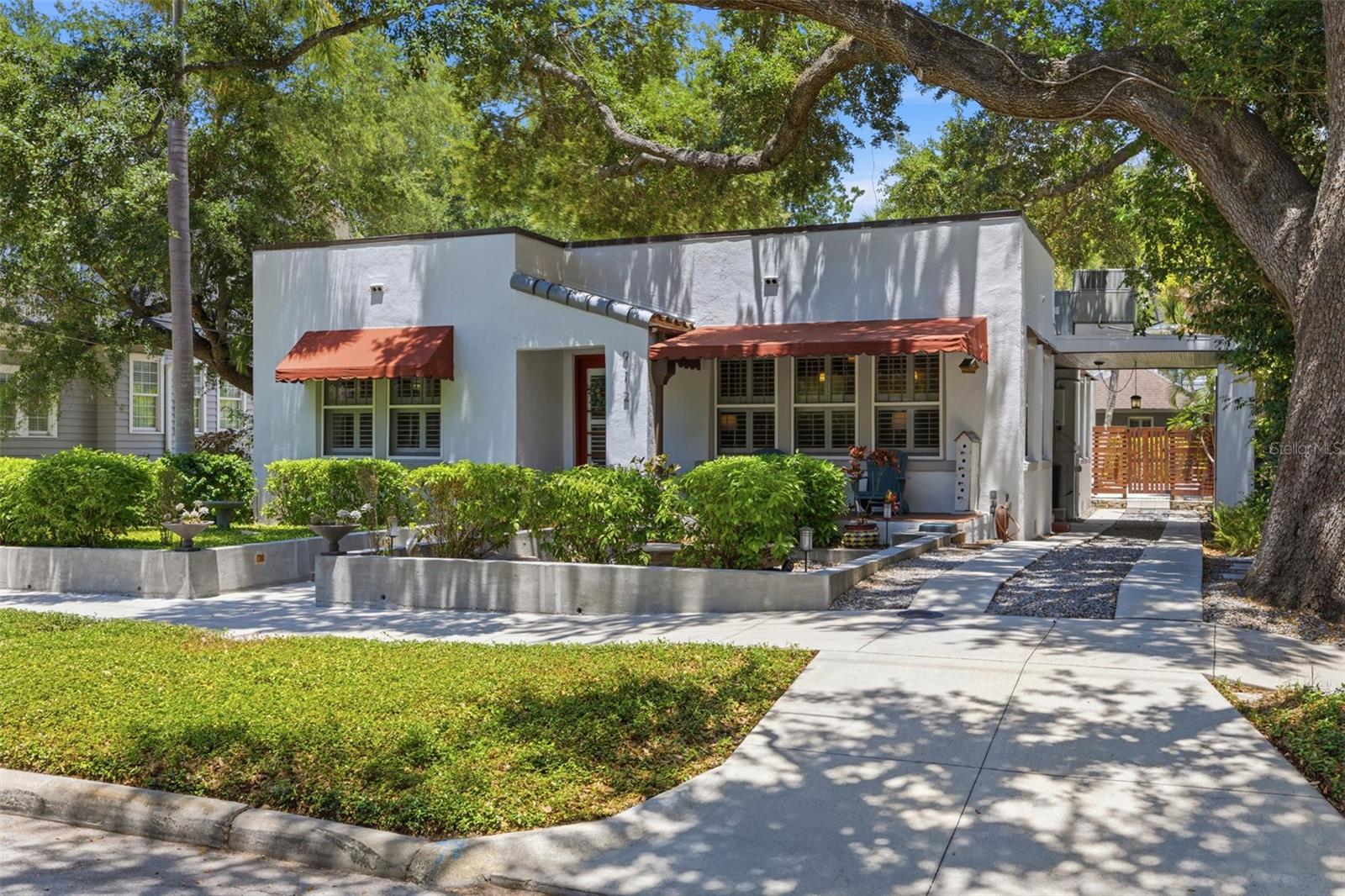 912 S Fremont Ave