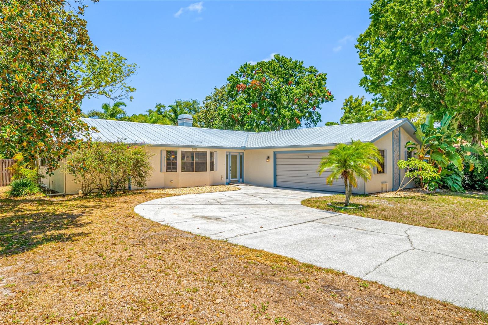 2409 Osprey Ave