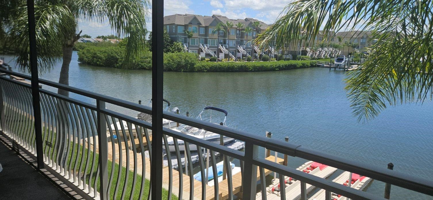 8822 Bay Pointe Dr #203