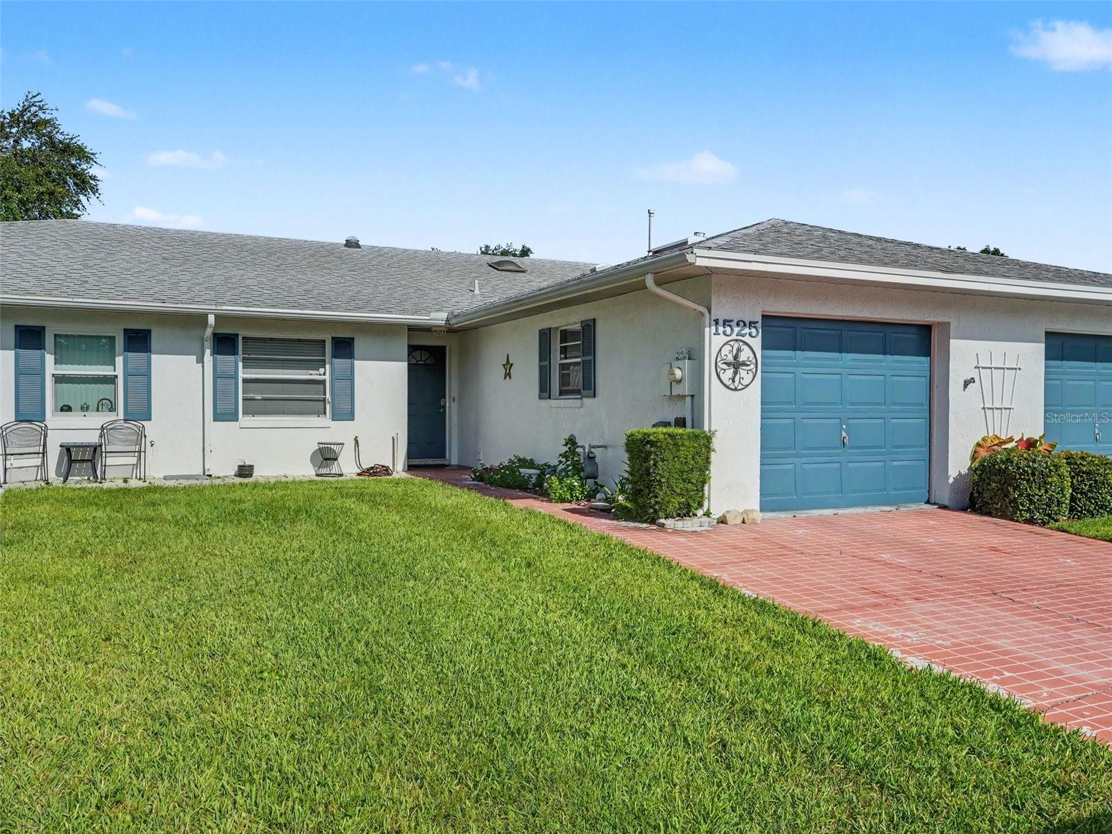 1525 Oakview Cir SE